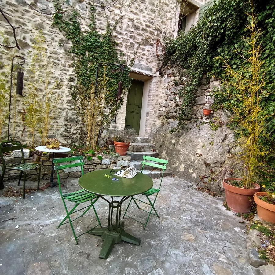 La Fontaine Bed & Breakfast Bargeme ภายนอก รูปภาพ